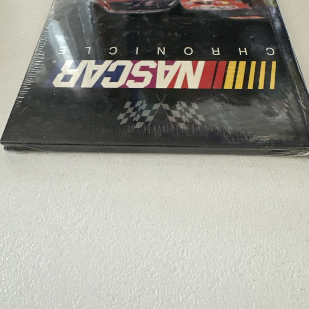 NASCAR Chronicle by Greg Fielden 2006 Hardcover - Picture 5 of 6